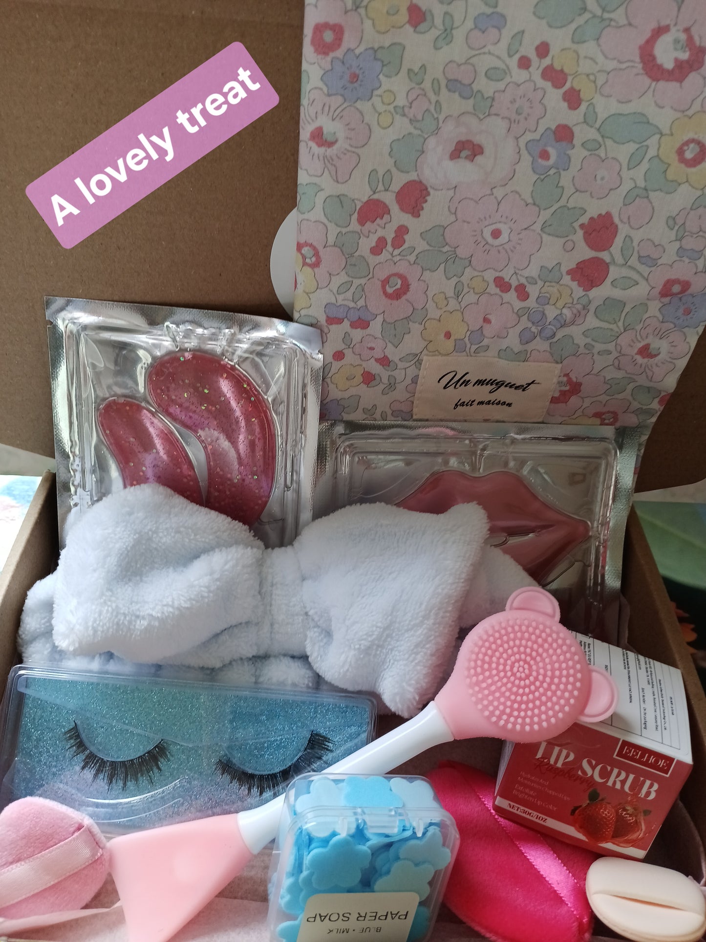 Pamper Gift Box